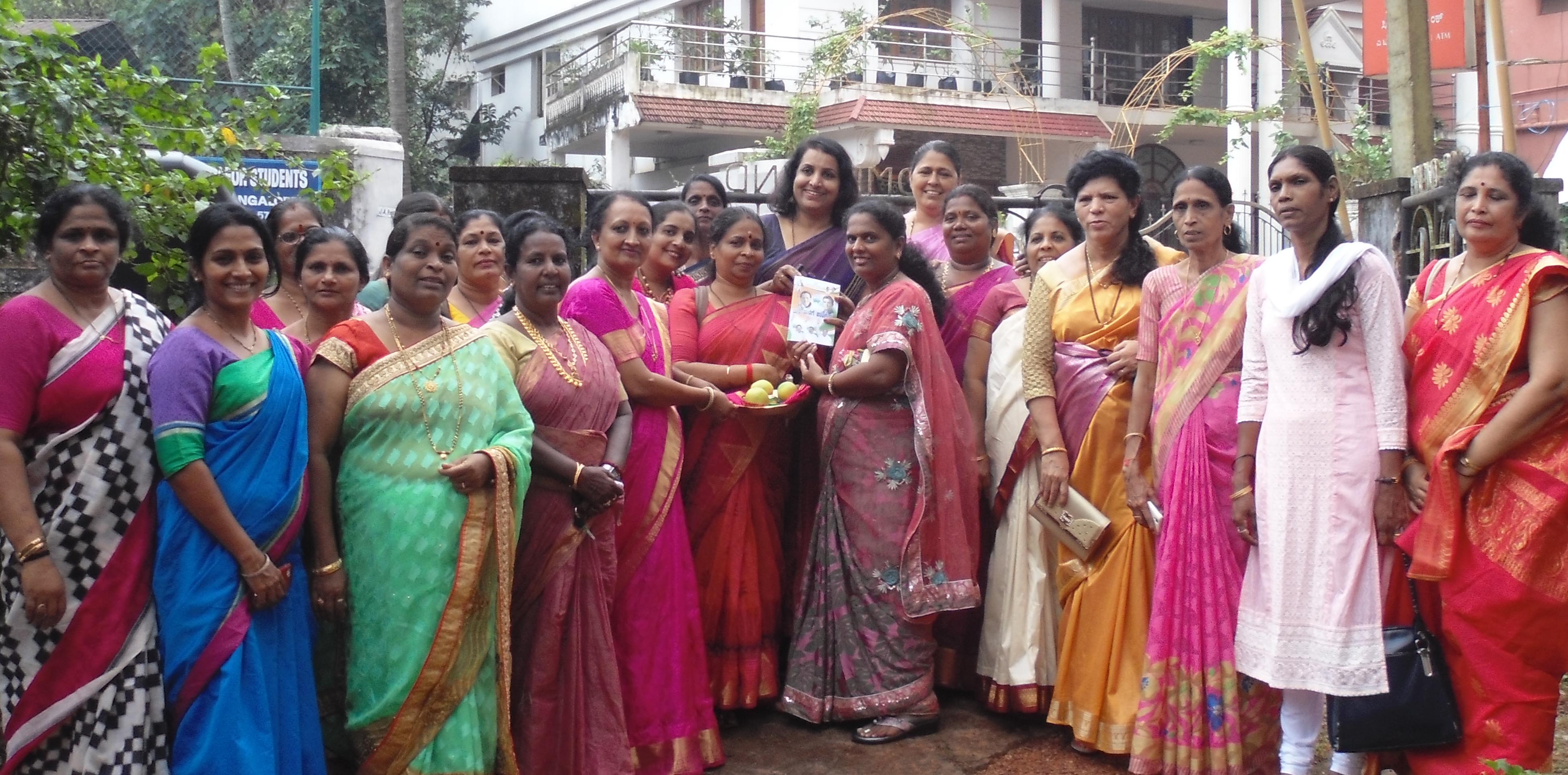 ಮಹಿಳಾ ಕಾಂಗ್ರೆಸ್‌ನಿಂದ ಅರಸಿನ ಕುಂಕುಮ ಕಾರ್ಯಕ್ರಮ